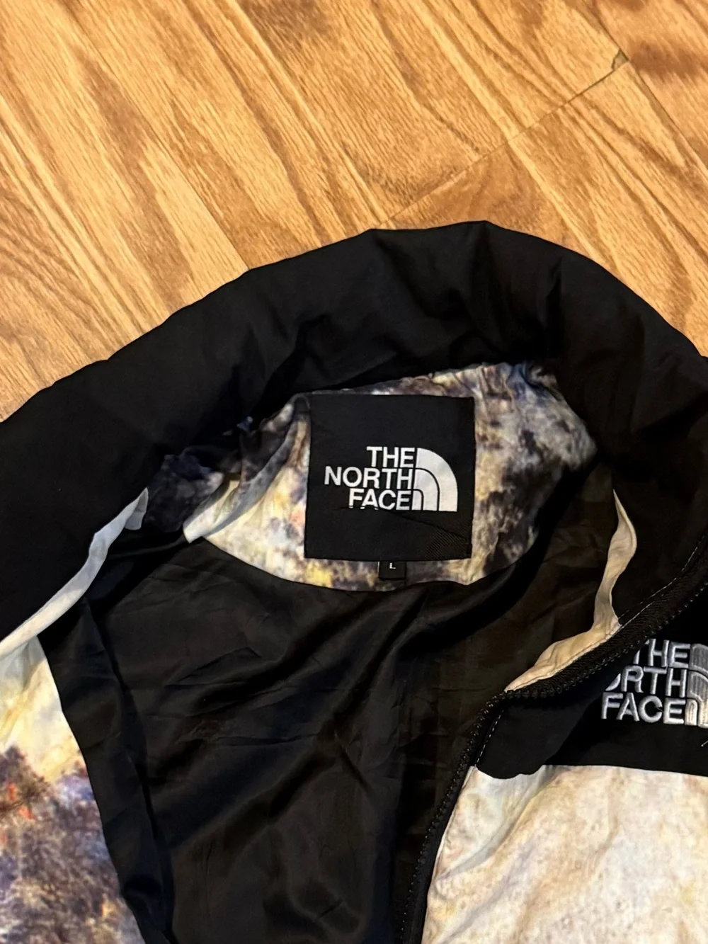 The North Face Men's Puffer Jacket - Cream Tie-Dye rare design 700 series